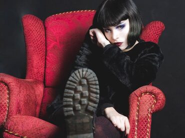13 Goth & Alt Instagram Hotties To Warm Up Your Winter