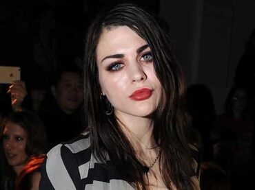4 Easy Ways to get the 'Grunge Girl' Aesthetic