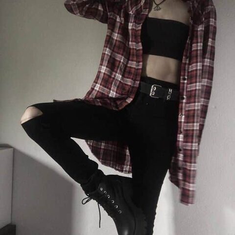 Get In The Teen Spirit With These Grunge Outfit Ideas