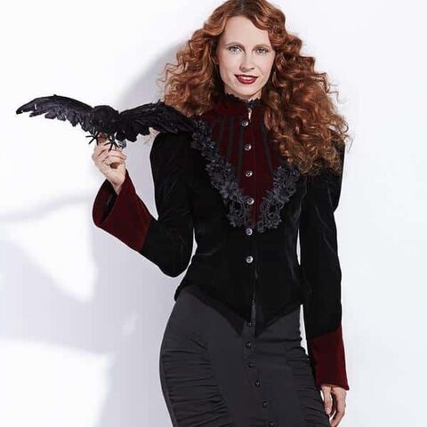 14 Fashion Essentials You Need To Achieve The Steampunk Look
