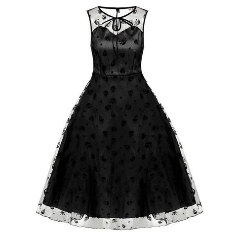 The Classic Clothing Guide: How To Dress Like A Victorian Goth