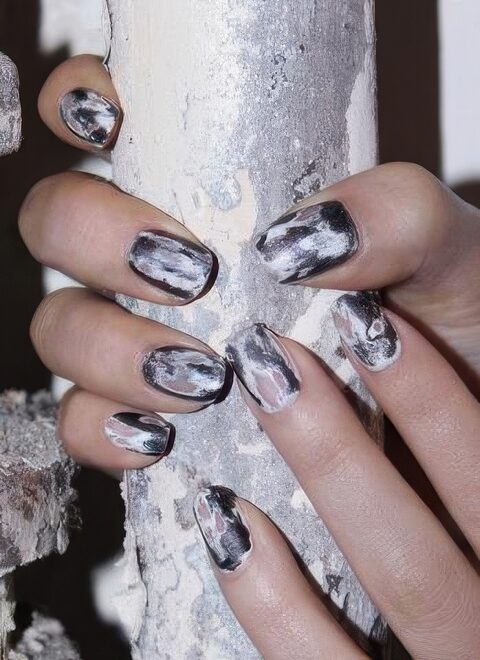 Nail Art Ideas To Glam Up Your Grunge Look