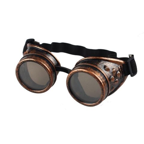 14 Fashion Essentials You Need To Achieve The Steampunk Look