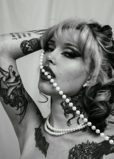 Violet Jane: Darkness, Desire, and the Power of Being Authentic