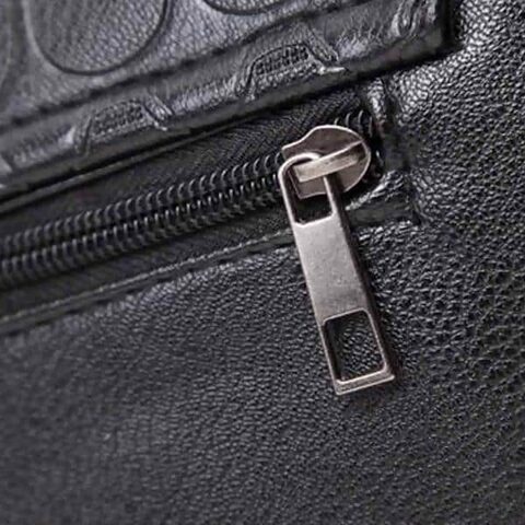 Cute Black Skull Spiked Bag - The Black Ravens