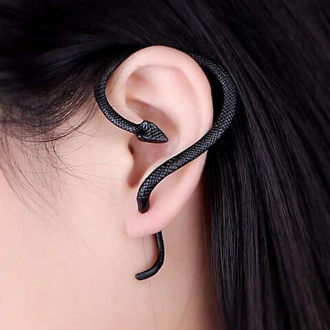 Cute Full-Ear Slithering Earrings - The Black Ravens
