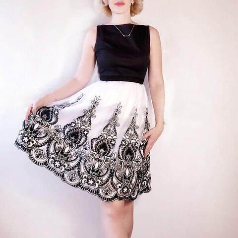Girls Adorable Flowery Vintage Dresses - The Black Ravens