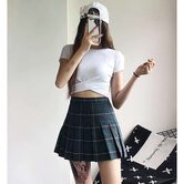 Retro Ladies Pleated Mini Skirt - The Black Ravens