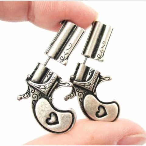 Sexy Ladies Pistol Shaped Antique Style Earrings - The Black Ravens