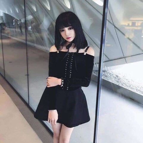 Sexy Off Shoulder Punk Crop Top - The Black Ravens