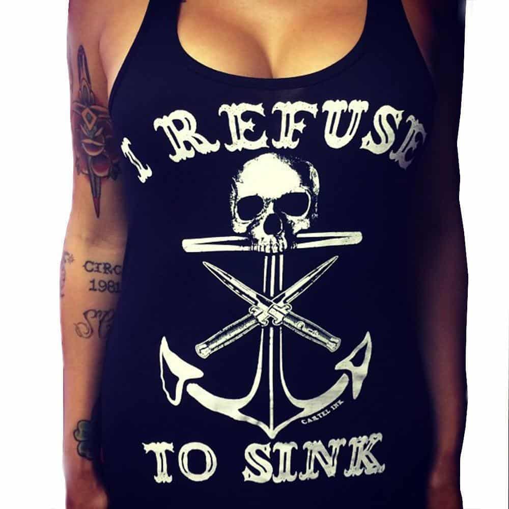 Cool and Sexy Women's 'I Refuse to Sink' T-Shirt - The Black Ravens