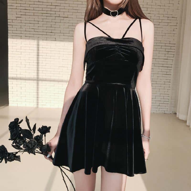 Elegant A-Line Velvet Mini Dress - The Black Ravens